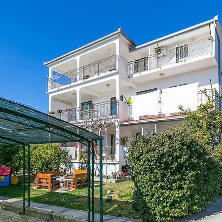 Apartments With A Parking Space Kastel Stafilic, Kastela - 21948 Dış mekan fotoğraf